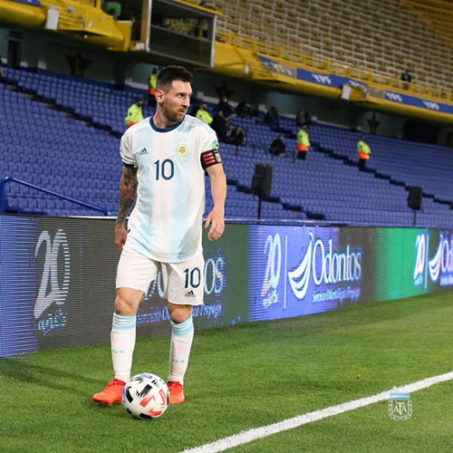 من هو بطل الدوري الإنجليزي 2021؟