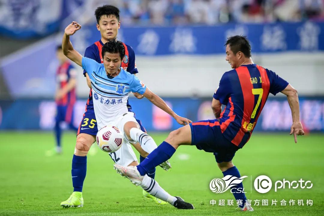 لعبة برشلونة وريال مدريد بث مباشر الانأهم كلاسيكو في العالم