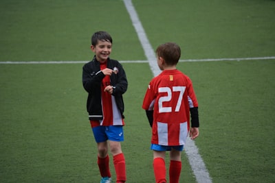 من رجل مباراة ليفربول وتوتنهام اليوم؟ تحليل مفصل لأبرز المرشحين
