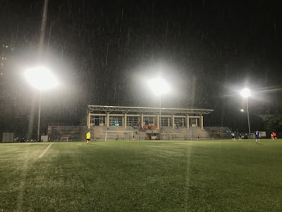 مانيونايتدضدتوتنهام3-2مباراةمثيرةتنتهيبفوزتاريخيللشياطينالحمر
